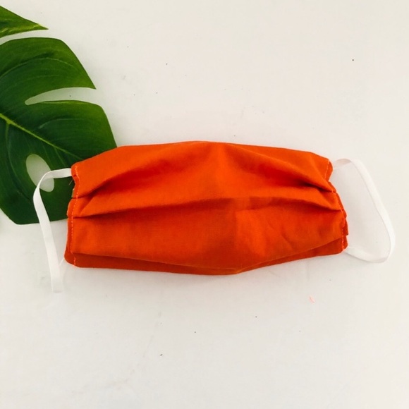 Lilly Pulitzer new Lulu Flamingo pattern face mask - Picture 7 of 8